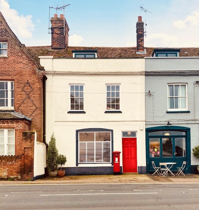 Property In High Street Mistley Essex CO11 1HE property-in-high-street-mistley-essex-co11-1he